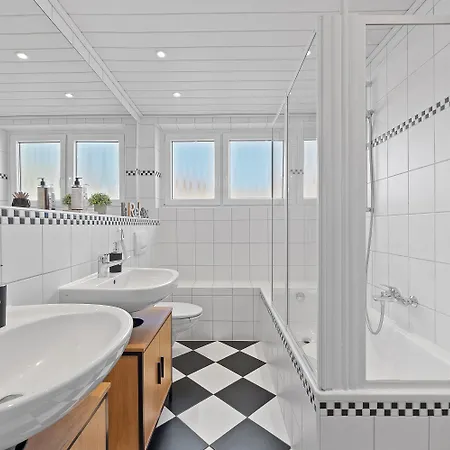 Lumiflats: מלון דירות 3*