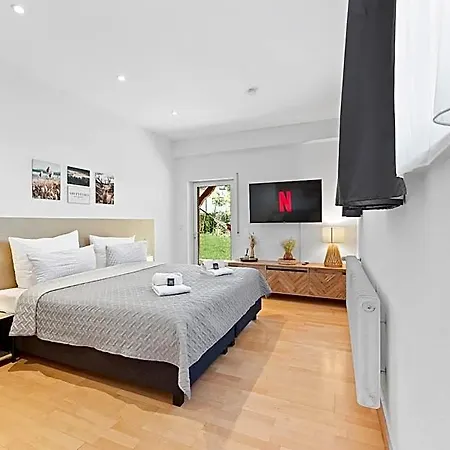 Aparthotel Lumiflats: 4*