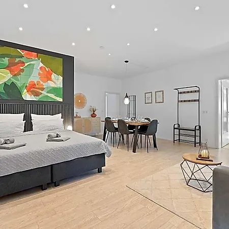 Aparthotel Lumiflats:
